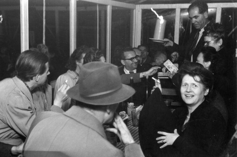 Annedoe Leber bei einem SPD-Parteitag 1948