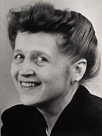 Portrait Annedore Leber